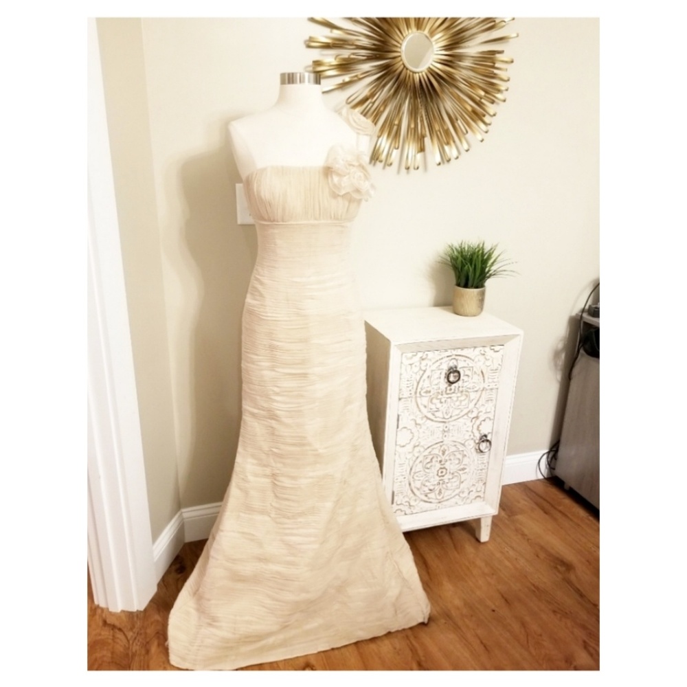 NWT Jovani Cream One Shoulder Full Gown Size 4